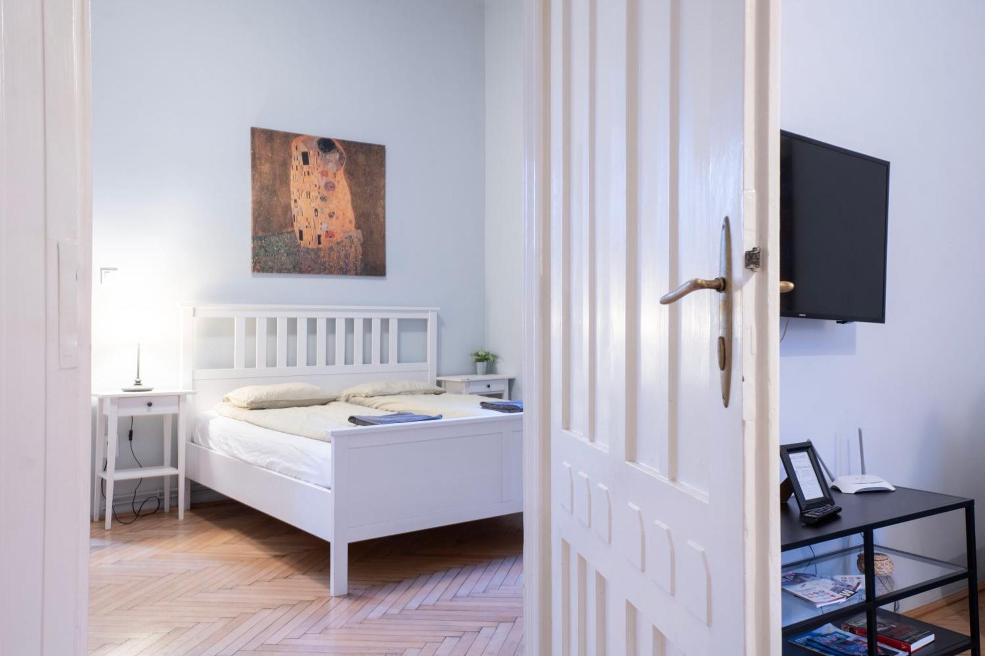 Super Comfort Apartment With 3 Rooms Next To Opera บูดาเปสต์ ภายนอก รูปภาพ