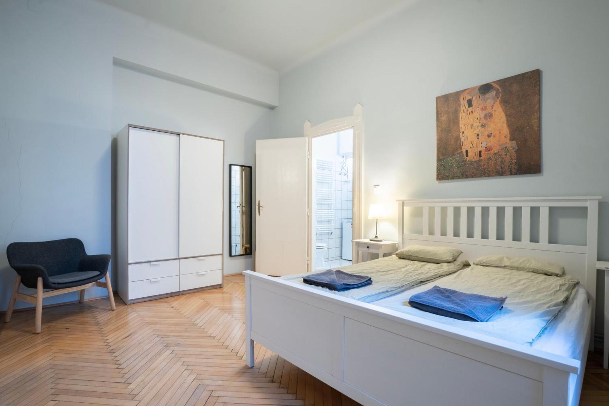 Super Comfort Apartment With 3 Rooms Next To Opera บูดาเปสต์ ภายนอก รูปภาพ