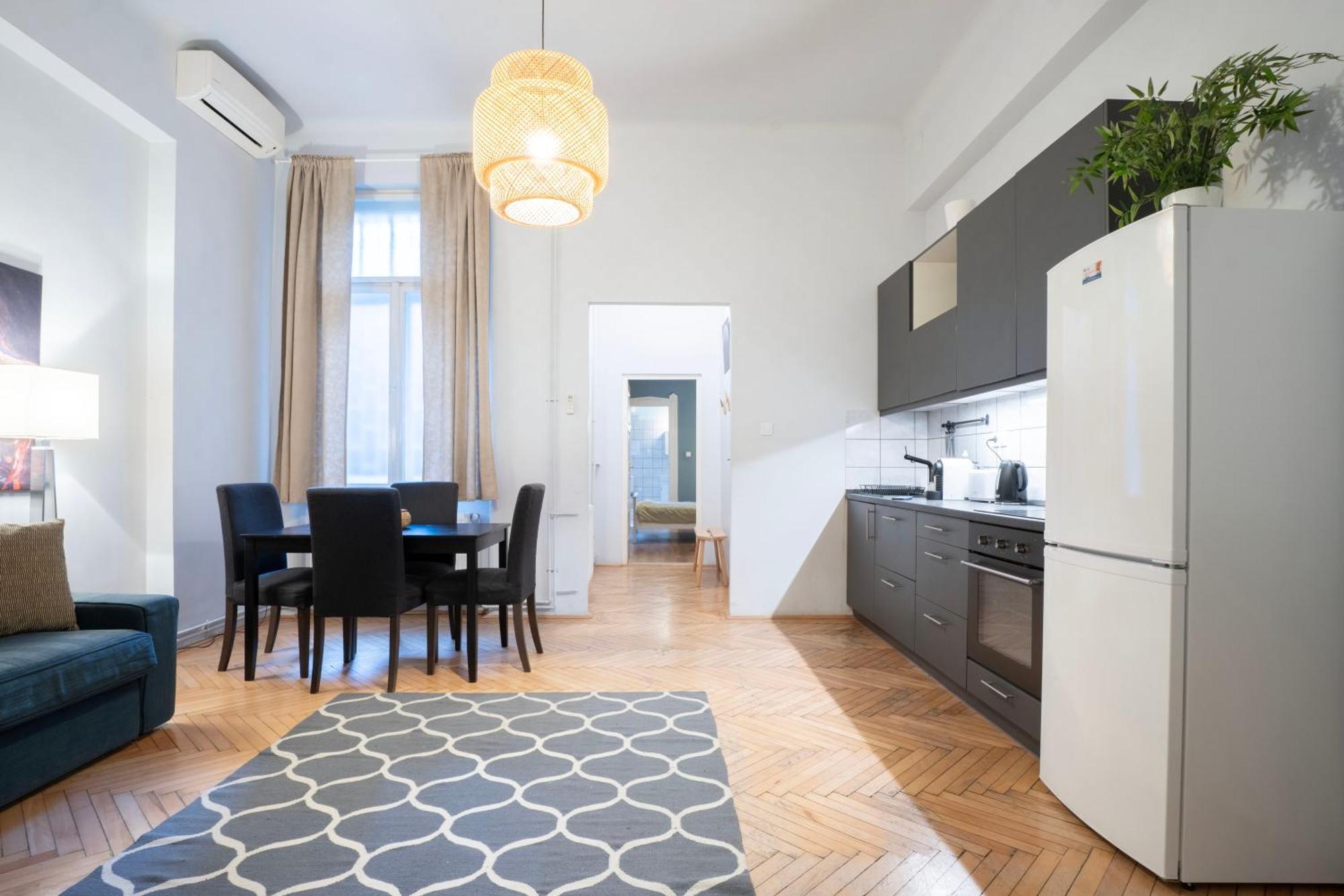 Super Comfort Apartment With 3 Rooms Next To Opera บูดาเปสต์ ภายนอก รูปภาพ